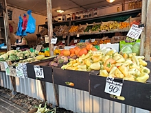 В Челябинске снесут незаконную сельхозярмарку, где продукты продавали без документов