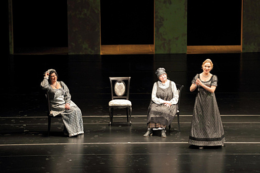 Премьеру оперы "Евгений Онегин", оформленную с использованием рукописей Пушкина, покажут в Самаре