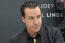 Солист Rammstein госпитализирован с коронавирусом