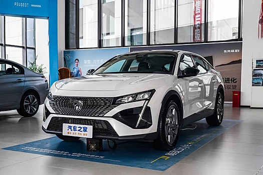 Peugeot обновила купе-кроссовер 408