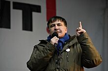 Саакашвили приостановил проведение протестных акций в Киеве