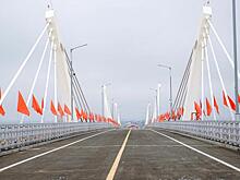 Через Амур перекинули мосты и фуникулеры. Россия открывает все дороги для Китая