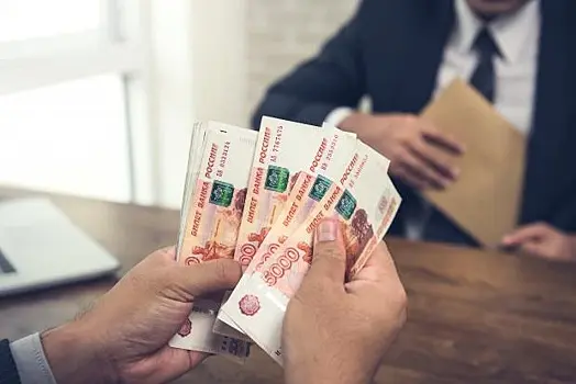 Россияне назвали идеальную зарплату для достойной жизни