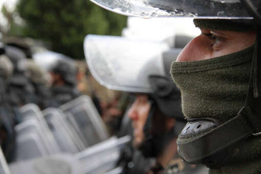 Силовики устроили рейд в московском клубе по подозрению в ЛГБТ-пропаганде