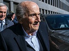 Йозеф Блаттер: «Мы проиграли футбол Саудовской Аравии. Удивительно, что ФИФА не сопротивляется этому. Футбола слишком много»