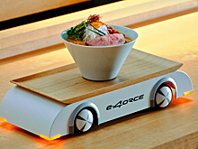 Видео: поднос на колесах c полным приводом Nissan e-4orce развозит лапшу