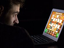 Психоаналитик Смолярчук: на крайней стадии лудомании человек ведет себя "как животное"