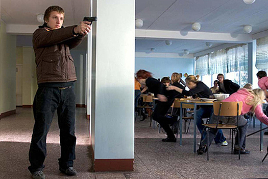 Почему российские подростки убивают себя и других