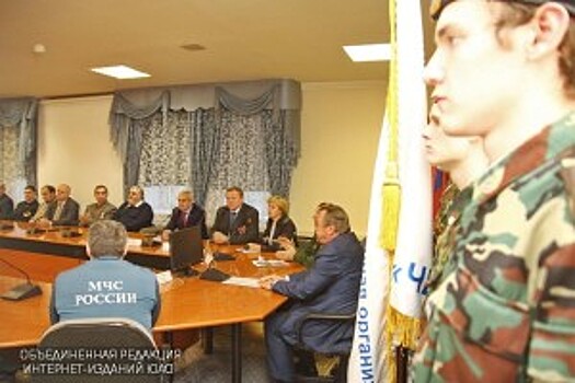 Ликвидаторов последствий Чернобыльской аварии наградили медалями