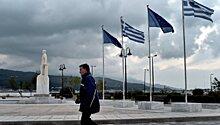 Еврогруппа договорилась о бридж-кредите Греции