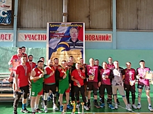 На турнир по волейболу в Шилке памяти тренера Виктора Седельникова съехались 80 спортсменов