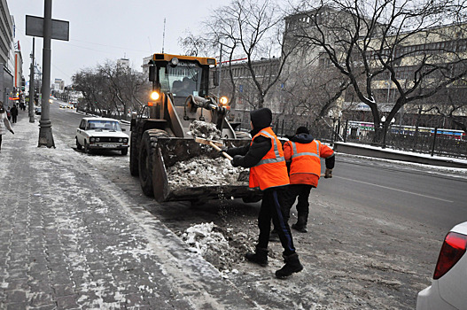 В Екатеринбурге запретят парковку на 15 улицах: публикуем карту