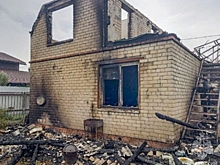 В Волгограде сгорел двухэтажный дачный дом