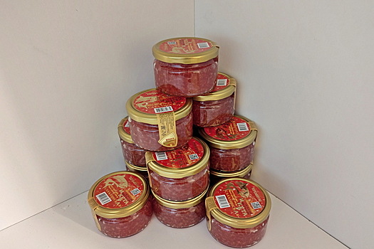 Стало известно, сколько красной икры произвели в России на одного человека