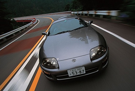 Toyota начала выпускать детали для старых Supra
