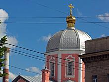 В РПЦ напомнили: в жару можно укрыться в храме