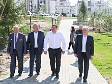 Виталий Лихачев и Евгений Москвичев провели встречи с жителями