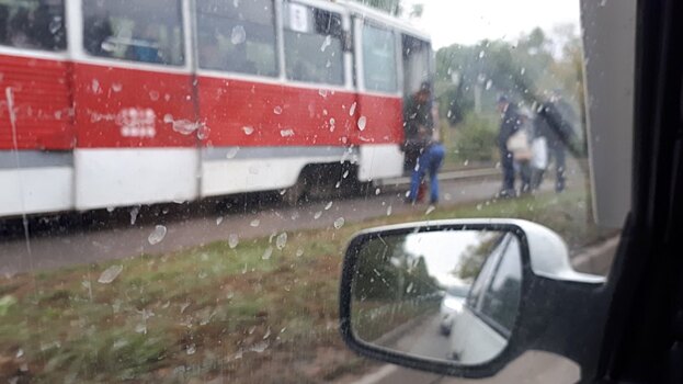 В утренний час пик в Саратове остановились трамваи