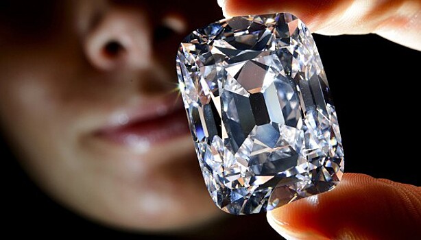 10 самых дорогих бриллиантов, которые были проданы на аукционах