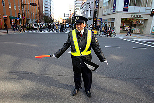 Пожилые водители в Японии обменяют права на уцененную лапшу