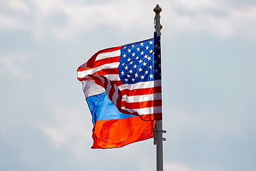 Операции с США и так минимальны: банки и эксперты прокомментировали новые санкции