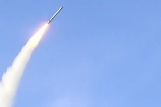 ВС РФ ударили по Печенежской дамбе, последствия сняли на видео