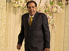 Актёр из «Зиты и Гиты» Дхамендра умер накануне дня рождения