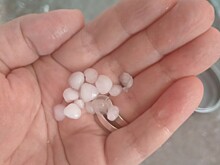 На Троицу в Новосибирской области ожидаются дожди и град