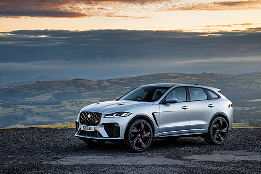 Объявлена цена улучшенного Jaguar F-Pace для России