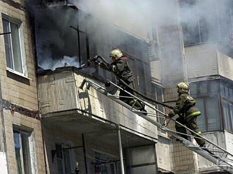В Новосибирске при пожаре погибла пенсионерка и ее сын