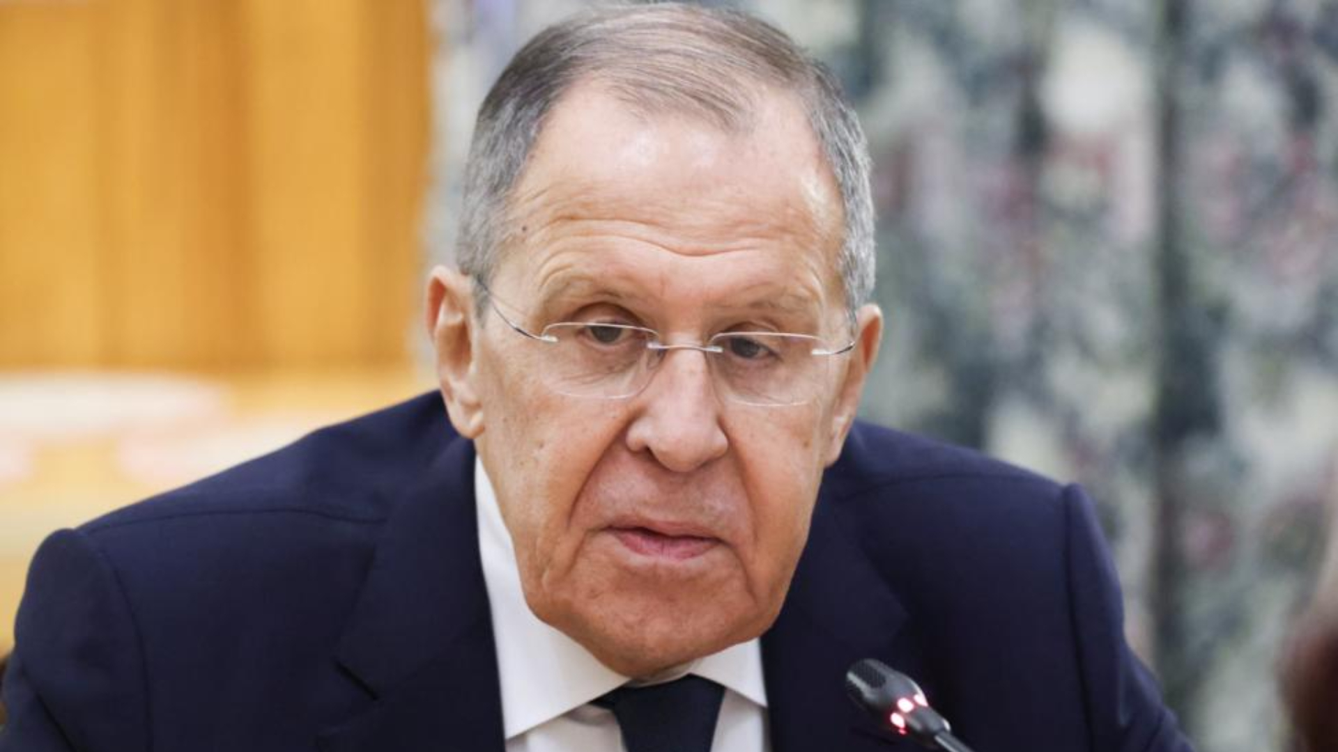 Лавров заявил, что представители НАТО еще пороха не нюхали