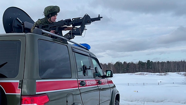 Готовы к любым ситуациям: военные полицейские ЗВО уничтожили «врага» на учениях в Алабино