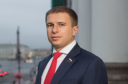 Романов отметил социальную направленность проекта бюджета Петербурга на 2020-2022 гг.