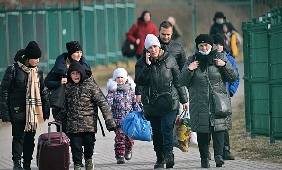 Германия попросила Польшу приостановить поезда с украинскими беженцами