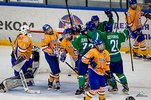 Уфимки из команды «Агидель» прошли в финал Кубка женской хоккейной лиги
