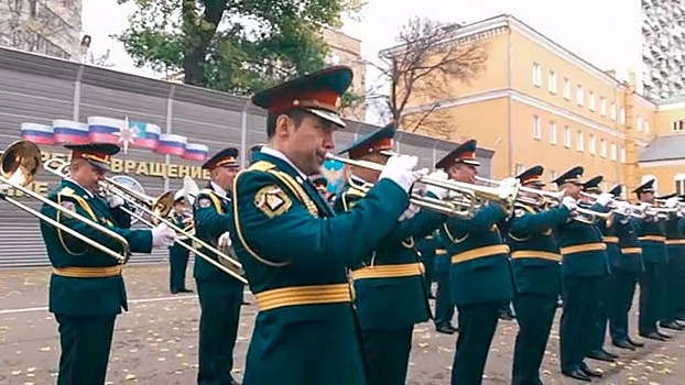 Сотрудники МЧС всей страны записали песню ко Дню народного единства
