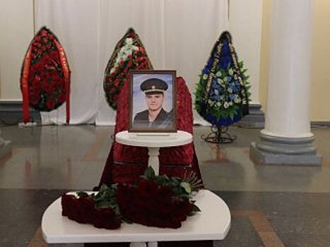 В Уфе простились с погибшим в Украине старшим матросом Глебом Бороком