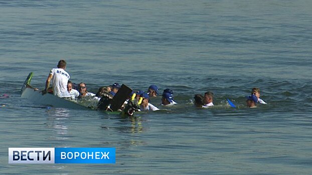 Во время регаты на День города лодка воронежских «физкультурников» затонула на старте