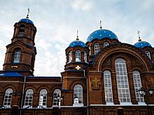 Александр Хинштейн посетил Покровский храм в селе Любицкое