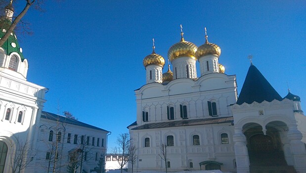 Настоятель храма организует паломническую поездку