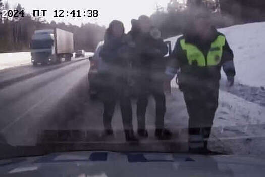 В Новосибирске спасли мужчину, который отрезал пальцы болгаркой