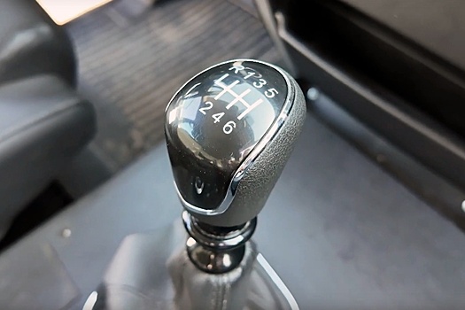 По конвейеру прошли предсерийные УАЗ "Патриот" и "Пикап" с 6-ступенчатой МКП