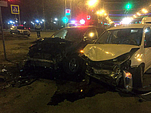 В центре Уфы столкнулась Lada и Renault