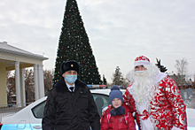 В Самарской области проходят мероприятия в рамках Всероссийской акции МВД «Полицейский Дед Мороз»