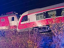 Более 30 человек пострадали при столкновении поездов в Словакии