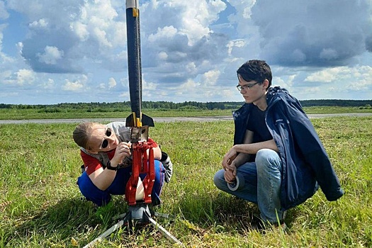 С аэродрома под Владимиром школьники запустили десятки ракет