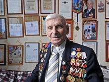 Мурманский губернатор поздравил ветерана со 100-летием