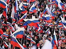 ВЦИОМ назвал долю патриотов среди молодежи в России