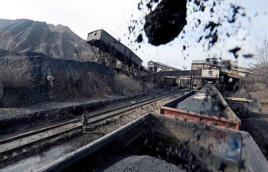 Компании РФ подали заявки на поставку угля на Украину