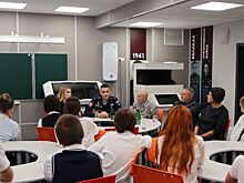 Участник ВОВ и Герой России провели «Урок мужества» для ростовских школьников